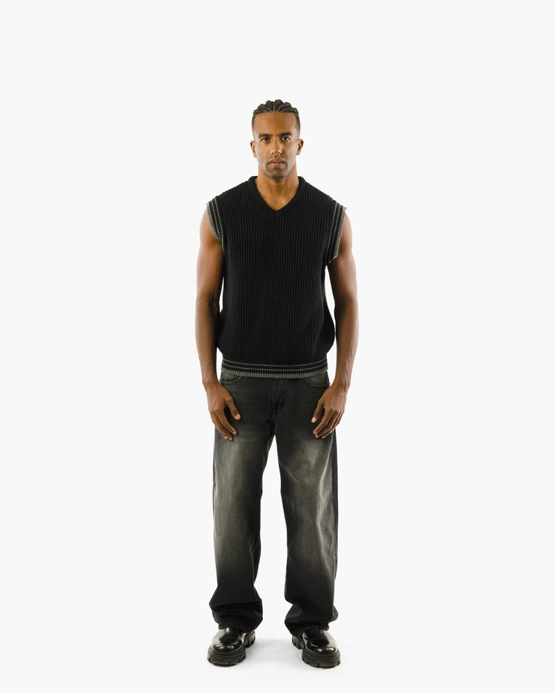 Streetwear Essential Knit Vest